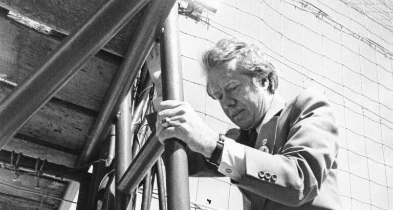 JimmyCarter on the Flag stand